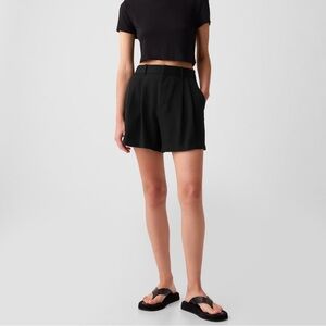 GAP 365 High Rise Linen-Blend Shorts